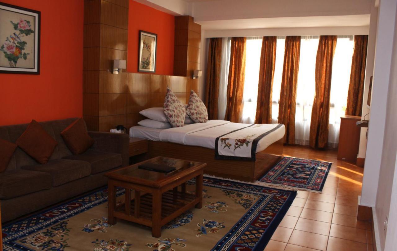 Hotel Tarayana Gangtok Esterno foto
