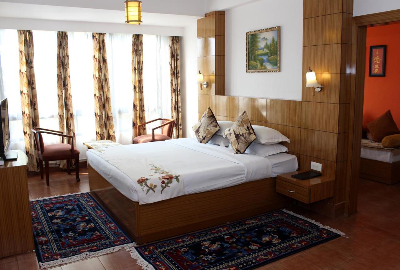 Hotel Tarayana Gangtok Esterno foto