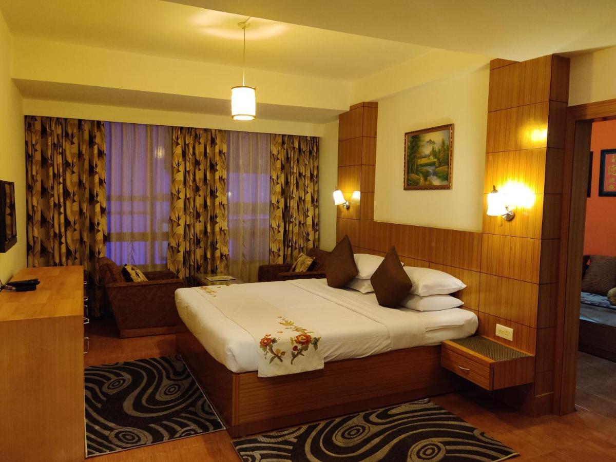 Hotel Tarayana Gangtok Esterno foto