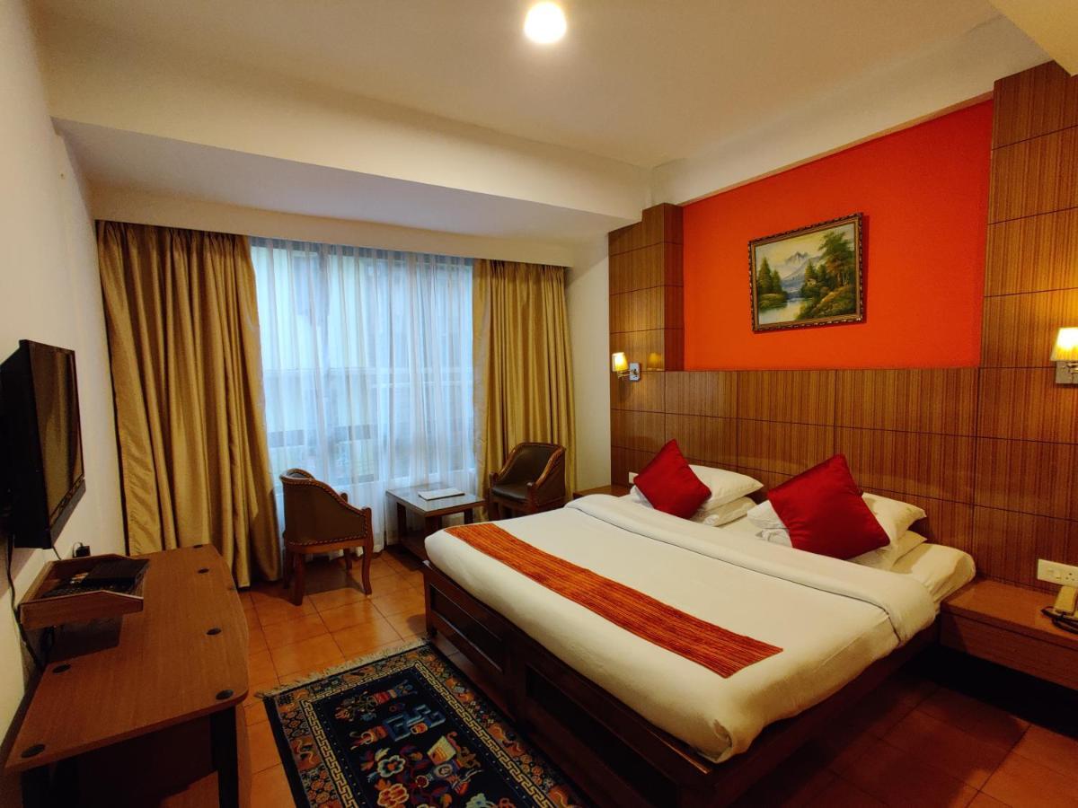 Hotel Tarayana Gangtok Esterno foto