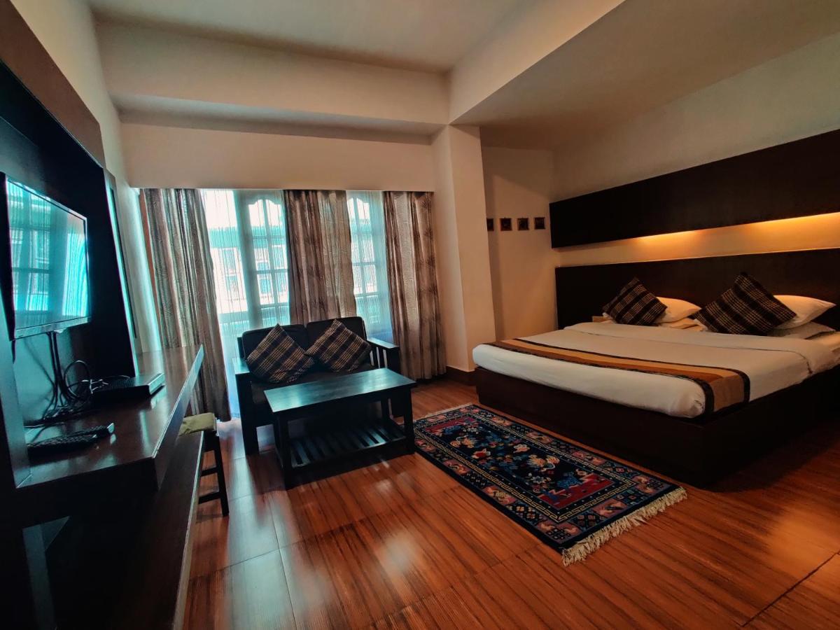 Hotel Tarayana Gangtok Esterno foto