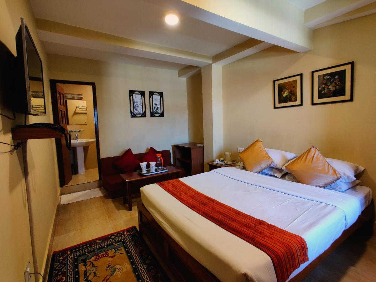 Hotel Tarayana Gangtok Esterno foto