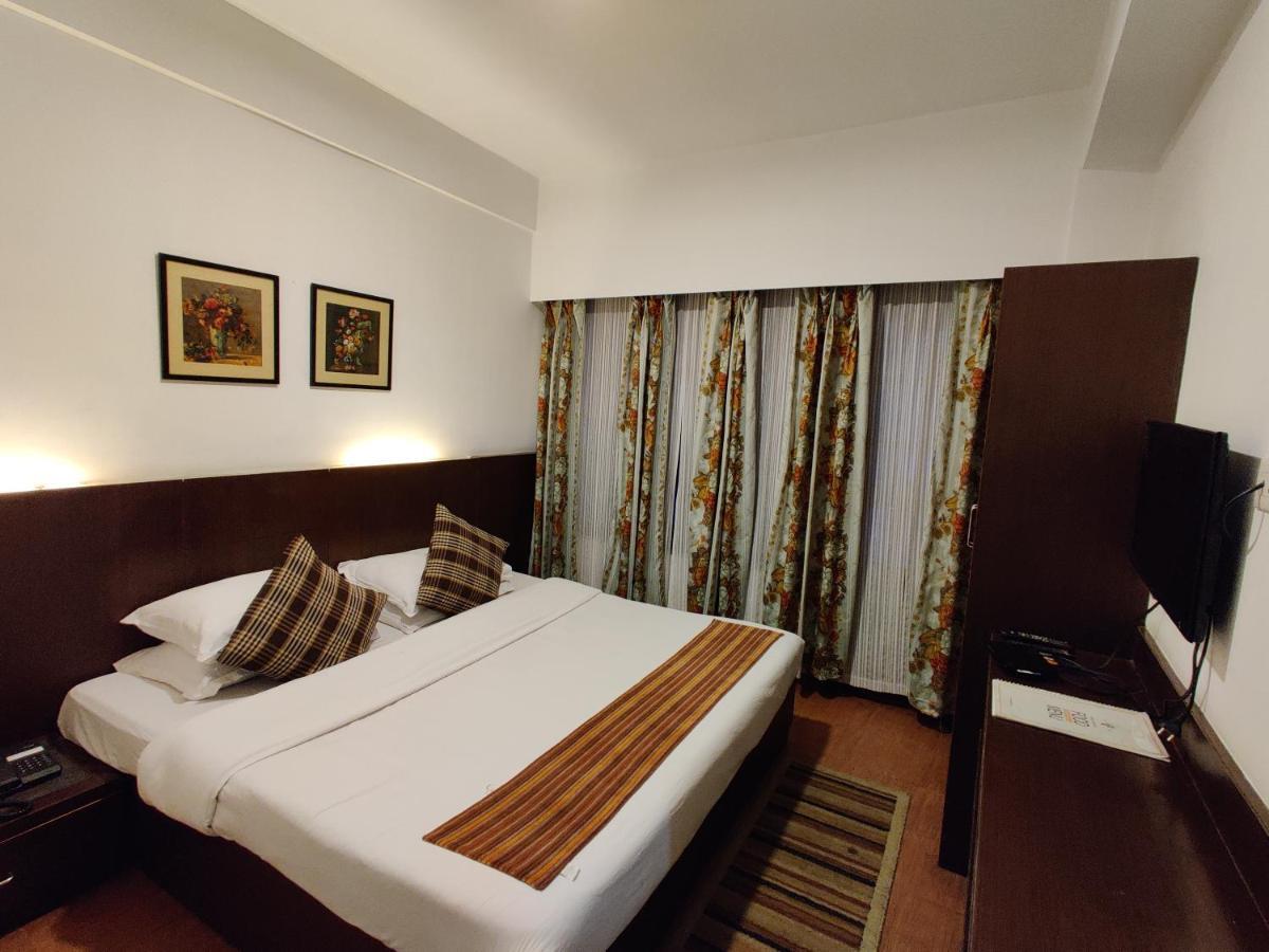 Hotel Tarayana Gangtok Esterno foto
